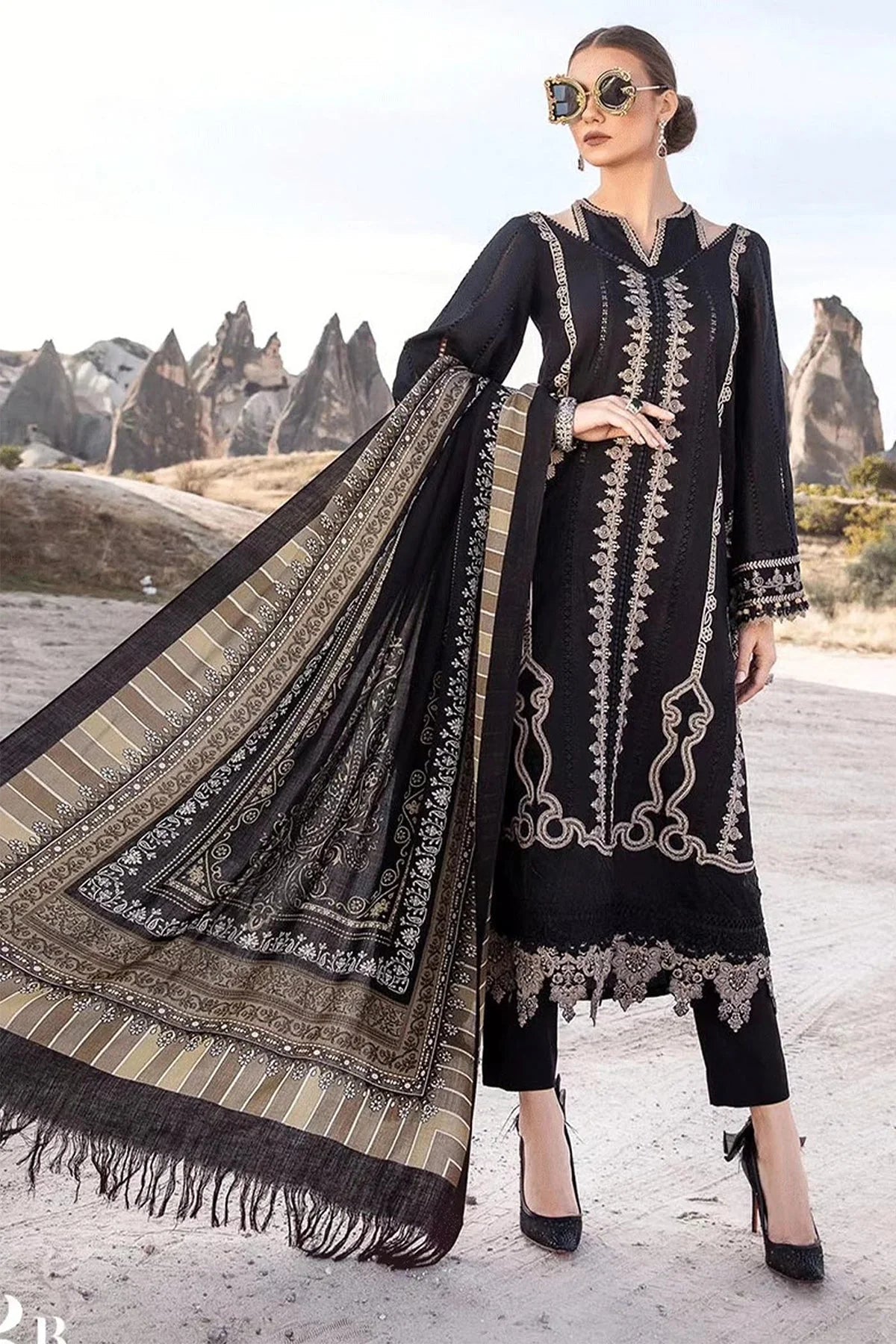 PREMIUM LAWN 3pc Embroided Unstitched Designer suit D-935